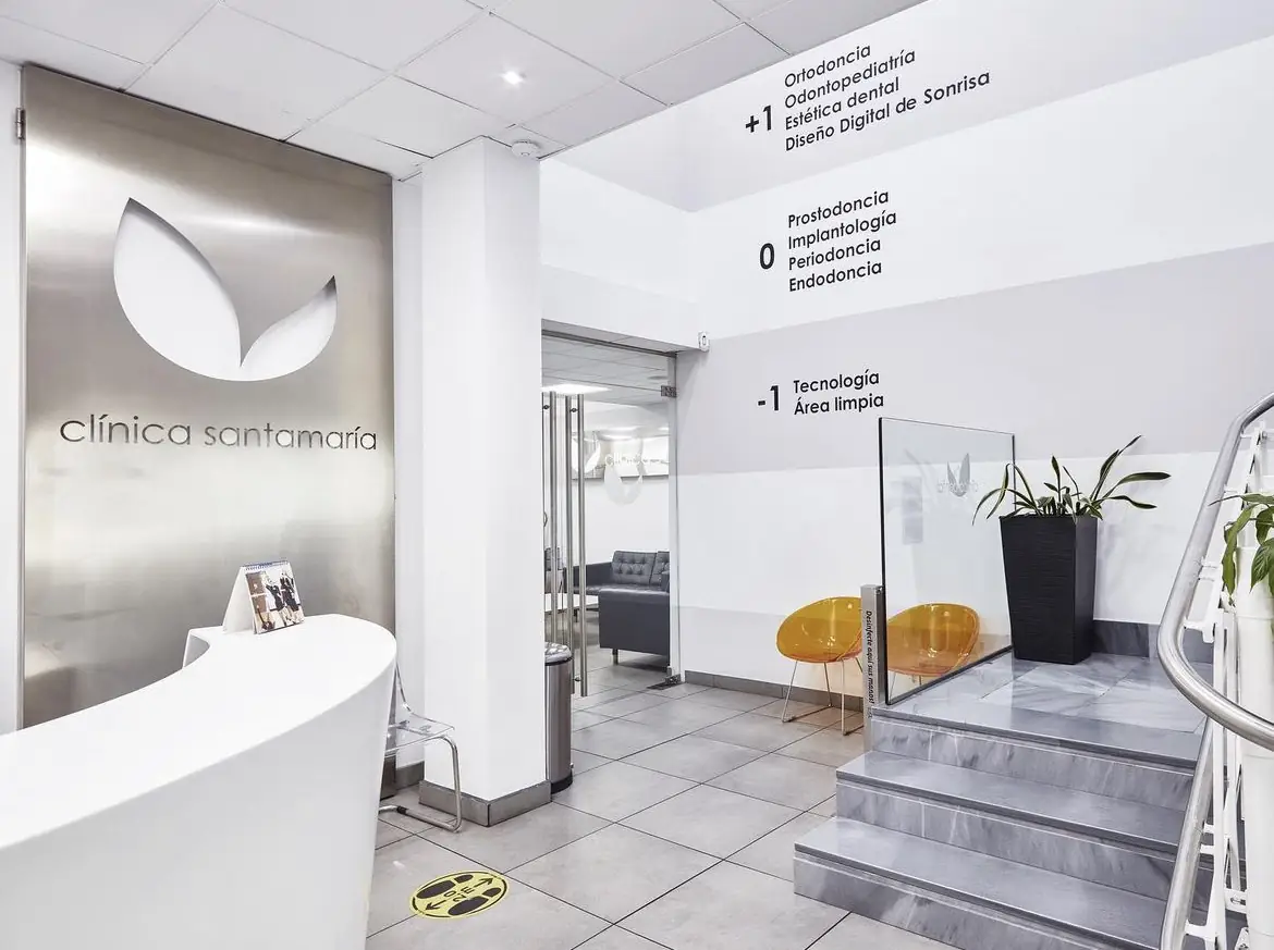 Instalaciones de Clínica Santamaría para el cuidado y la higiene dental